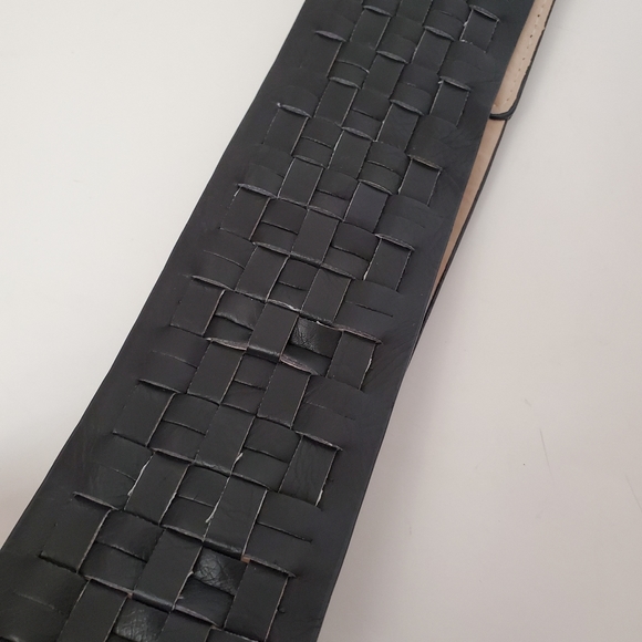 Black Wide Weaved Faux Leather Belt 🤩 - Picture 5 of 8